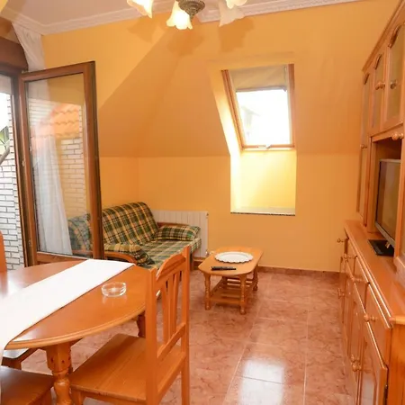 Pineda Apartment Noja